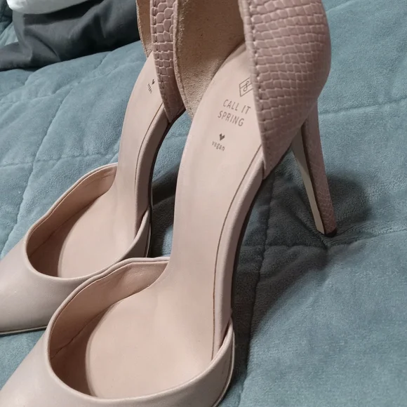 Call It Spring Pumps - Picture 3 of 9